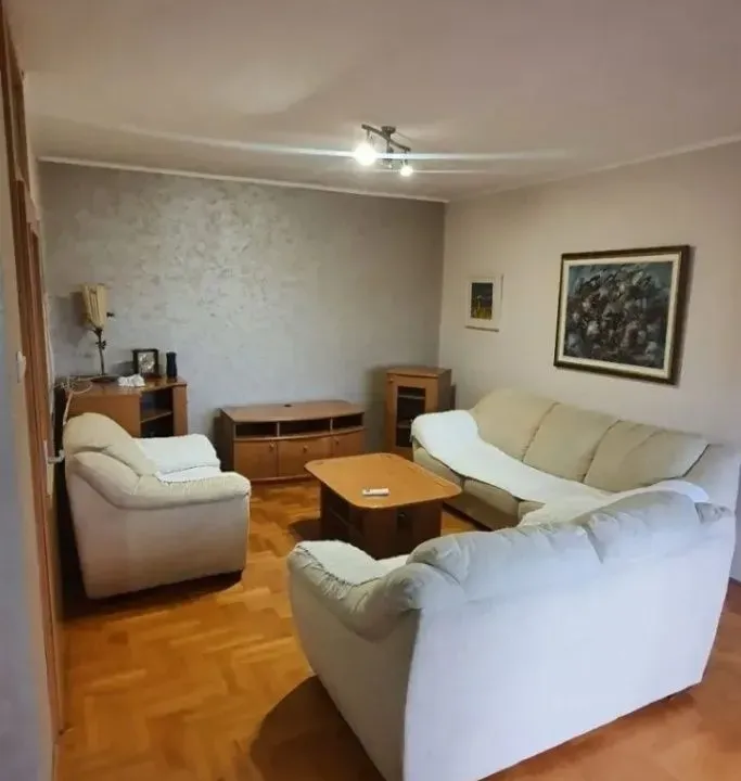Sale, three bedroom apartment, 105m², Blok 6, Podgorica