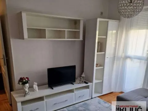 Rent, two bedroom apartment, 48m², Podbara, Novi Sad Sve Podlokacije - image 2