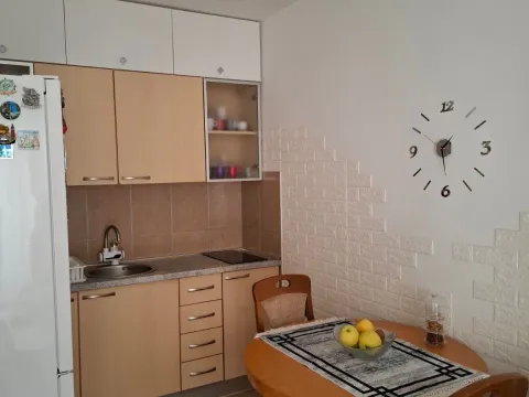 Rent, one bedroom apartment, 35m², Lazi, Budva - image 3