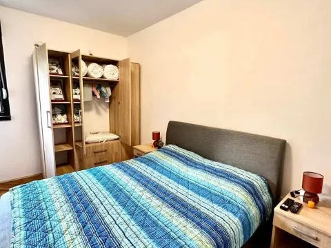 Izdavanje, dvosoban stan, 83m², Centar, Budva - image 5