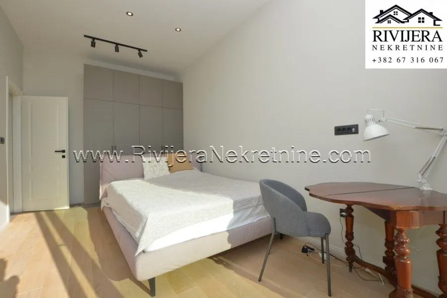 Prodaja, kuća, 260m², Podi, Herceg Novi