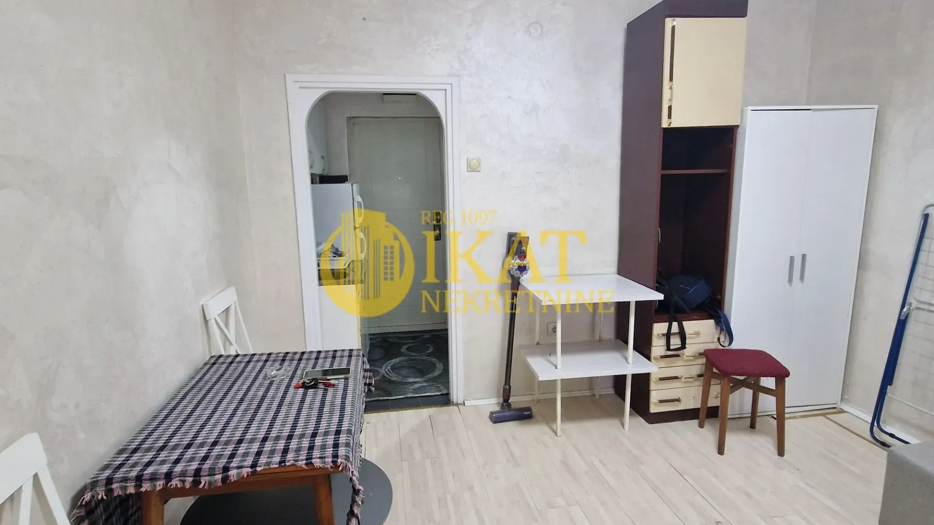 Rent, apartment, 22m², Kanarevo Brdo, Beograd
