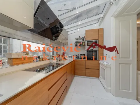 Izdavanje, trosoban stan, 150m², Stari Grad, Beograd - image 7