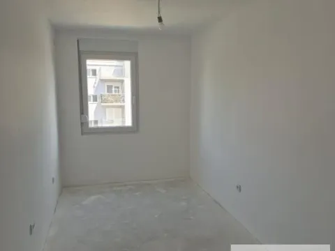 Sale, three bedroom apartment, 102m², Kotež 1, Pančevo - image 6