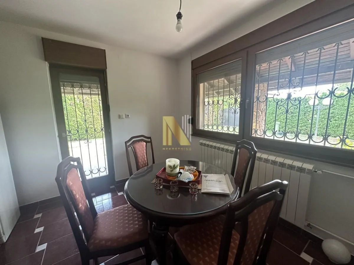 Prodaja, kuća, 196m², Vrbas, Novi Sad