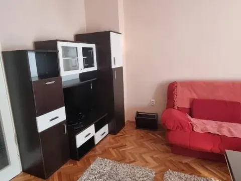 Izdavanje, trosoban stan, 90m², Novi Beograd Sve Podlokacije, Beograd - image 3