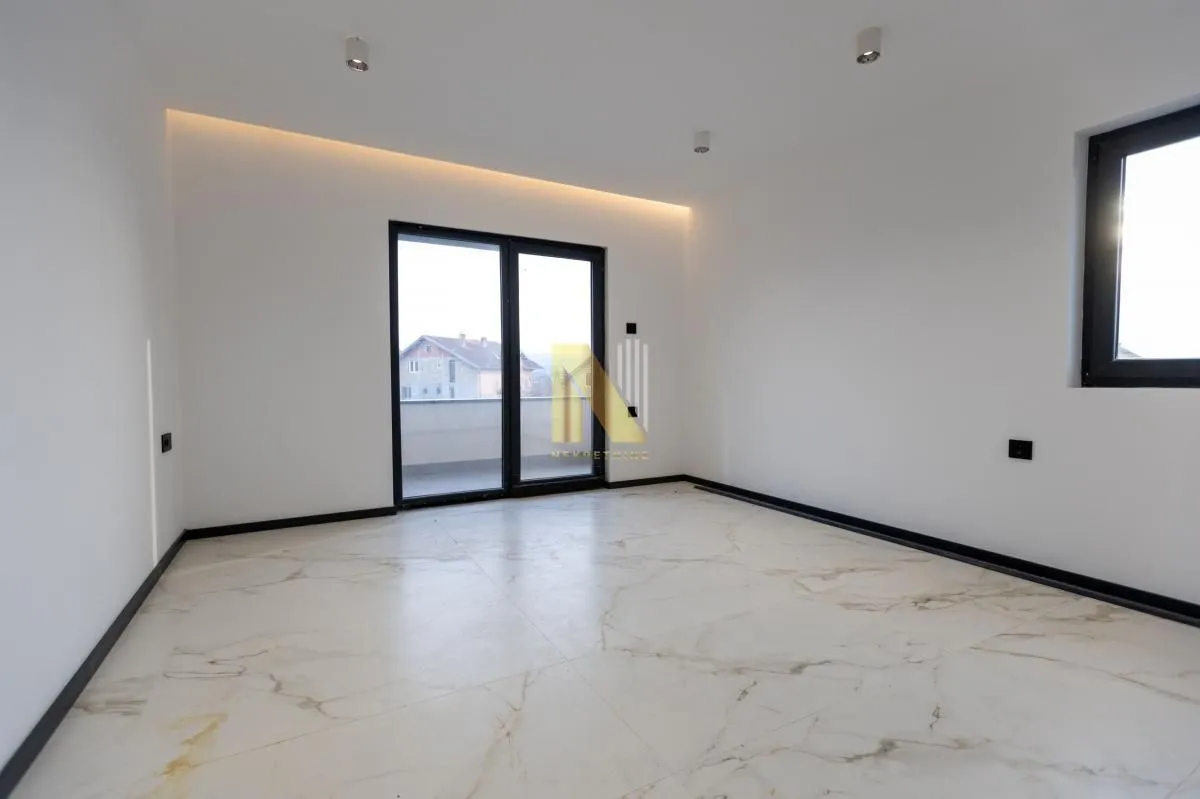Prodaja, kuća, 122m², Veternik, Novi Sad Sve Podlokacije