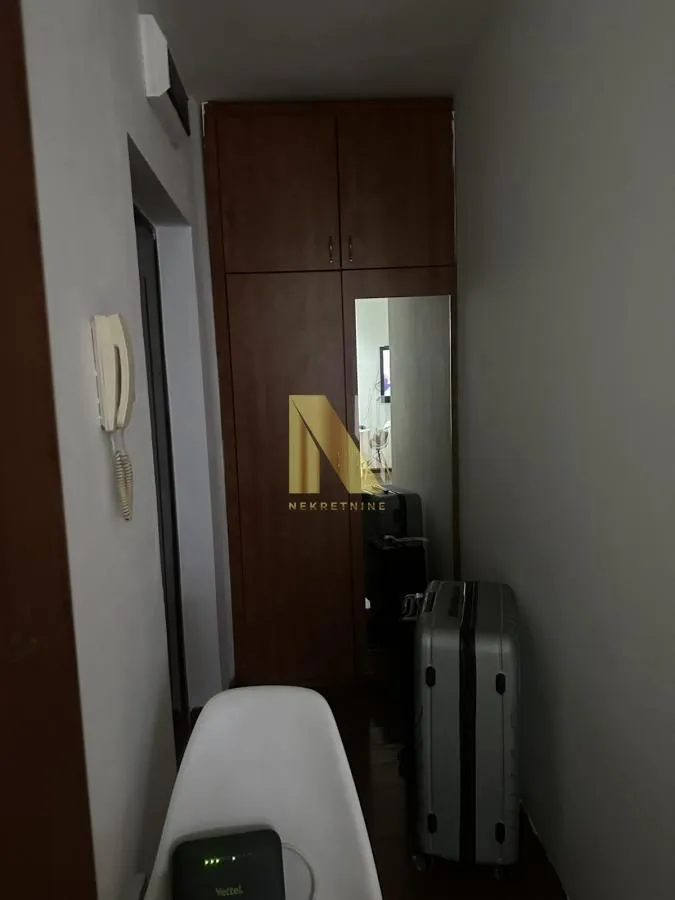 Prodaja, jednosoban stan, 35m², Grbavica, Novi Sad Sve Podlokacije
