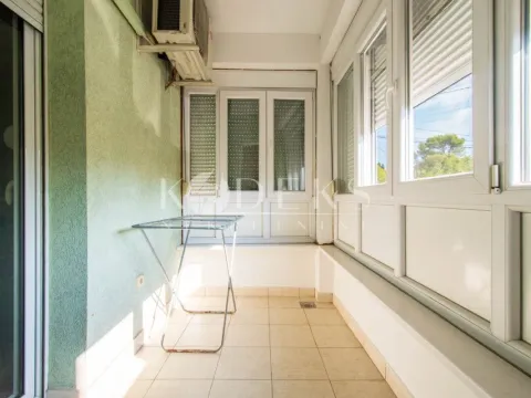 Izdavanje, dvosoban stan, 69m², Ljubović, Podgorica - image 11