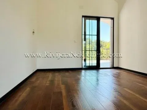 Prodaja, trosoban stan, 122m², Herceg Novi, Crna Gora - image 5