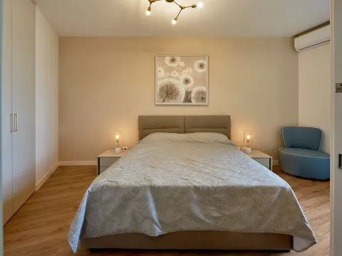 Rent, two bedroom apartment, 58m², Bečići, Budva - image 16