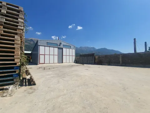 Rent, office space, 300m², Radanovići, Kotor - image 8