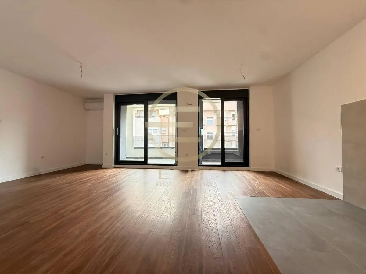 Prodaja, stan, 136m², Bulevar Evrope, Novi Sad Sve Podlokacije