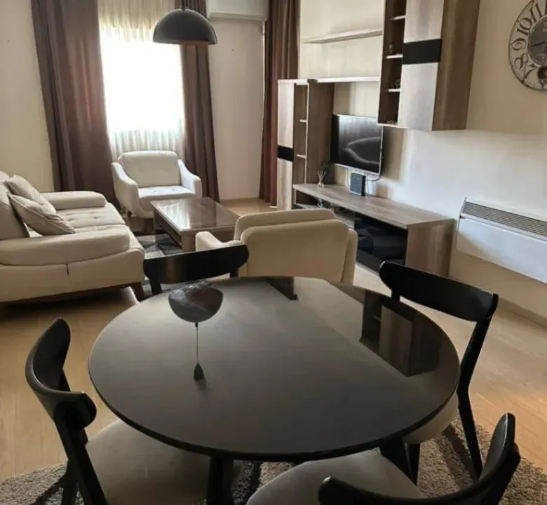 Izdavanje, jednosoban stan, 47m², City Kvart, Podgorica