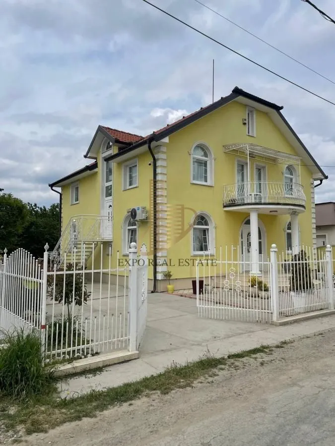 Izdavanje, kuća, 400m², Veternička rampa, Novi Sad Sve Podlokacije