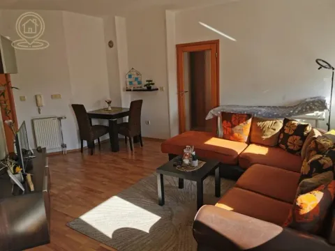 Izdavanje, jednosoban stan, 40m², Bulevar Oslobodjenja, Novi Sad Sve Podlokacije - image 3