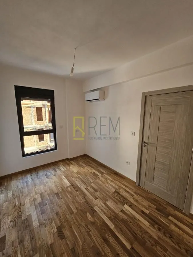 Sale, two bedroom apartment, 69m², Šušanj, Bar