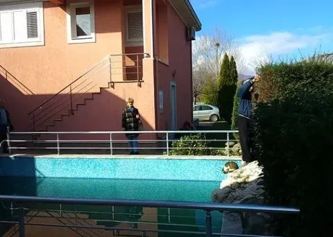 Izdavanje, kuća, 400m², Donja Gorica, Podgorica - image 2