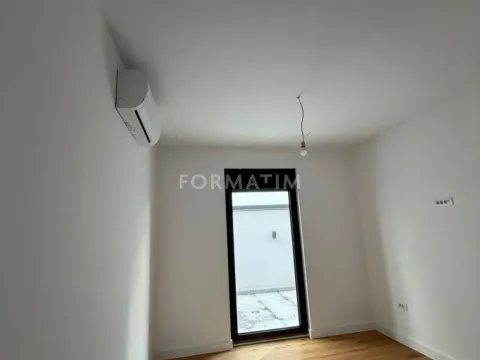 Izdavanje, poslovni prostor, 91m², Lekino Brdo, Voždovac Sve Podlokacije - image 4