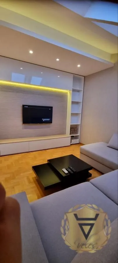 Izdavanje, dvosoban stan, 48m², Čubura, Beograd