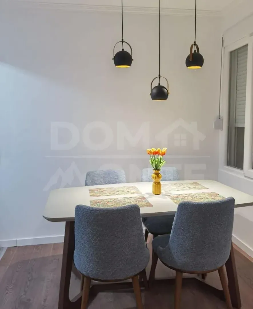 Rent, two bedroom apartment, 80m², Tivat, Crna Gora