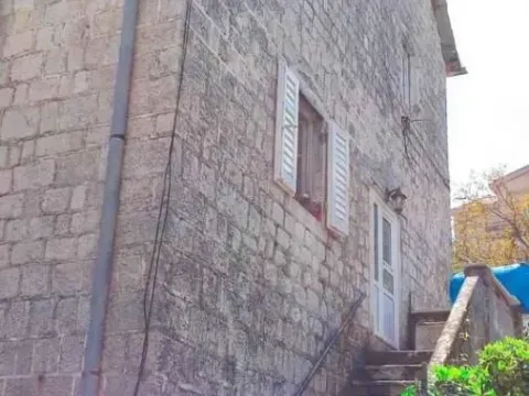 Prodaja, kuća, 220m², Prčanj, Kotor - image 6