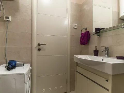 Prodaja, jednosoban stan, 56m², Budva, Crna Gora - image 14