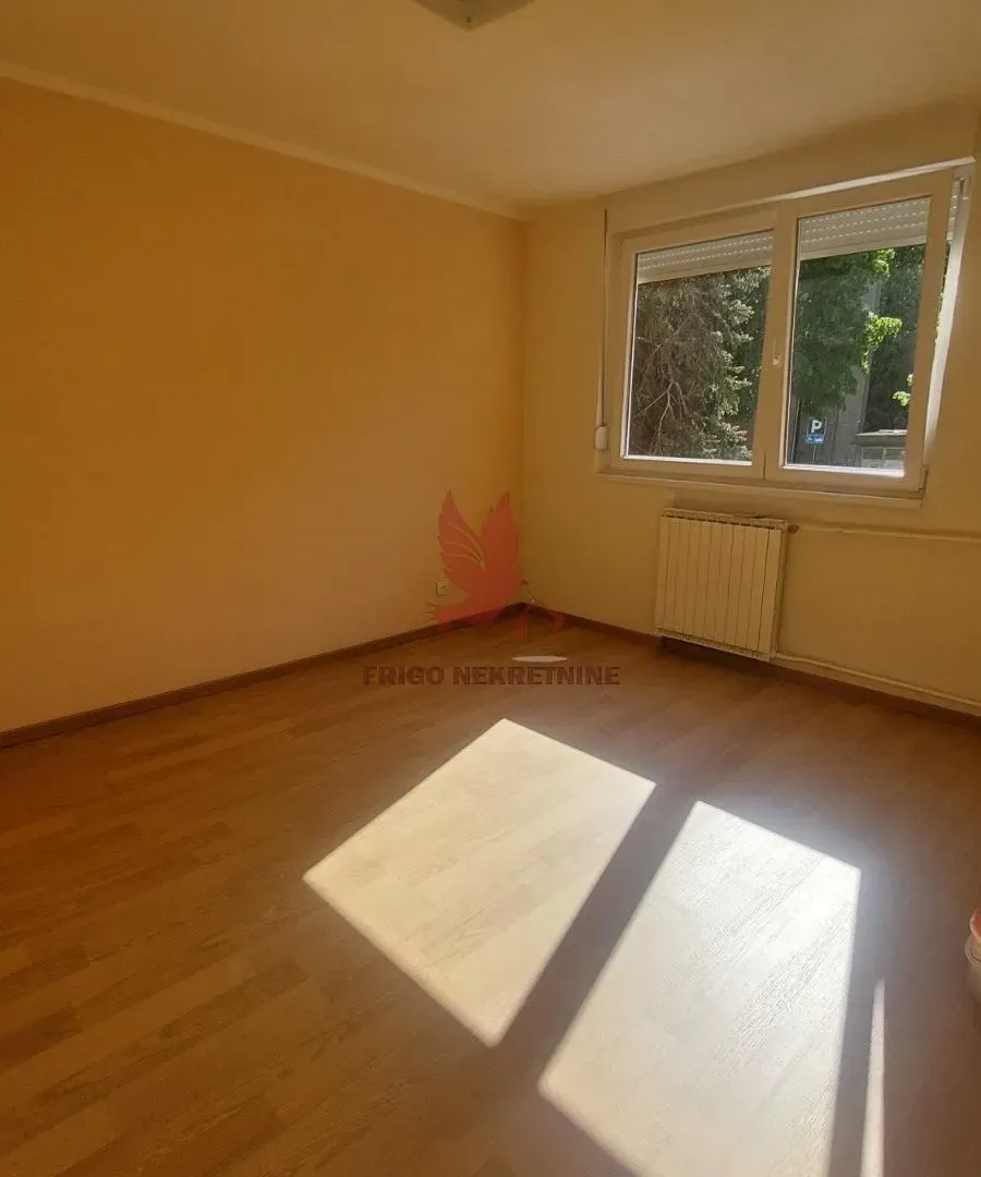 Prodaja, dvosoban stan, 33m², Mladenovac, Beograd