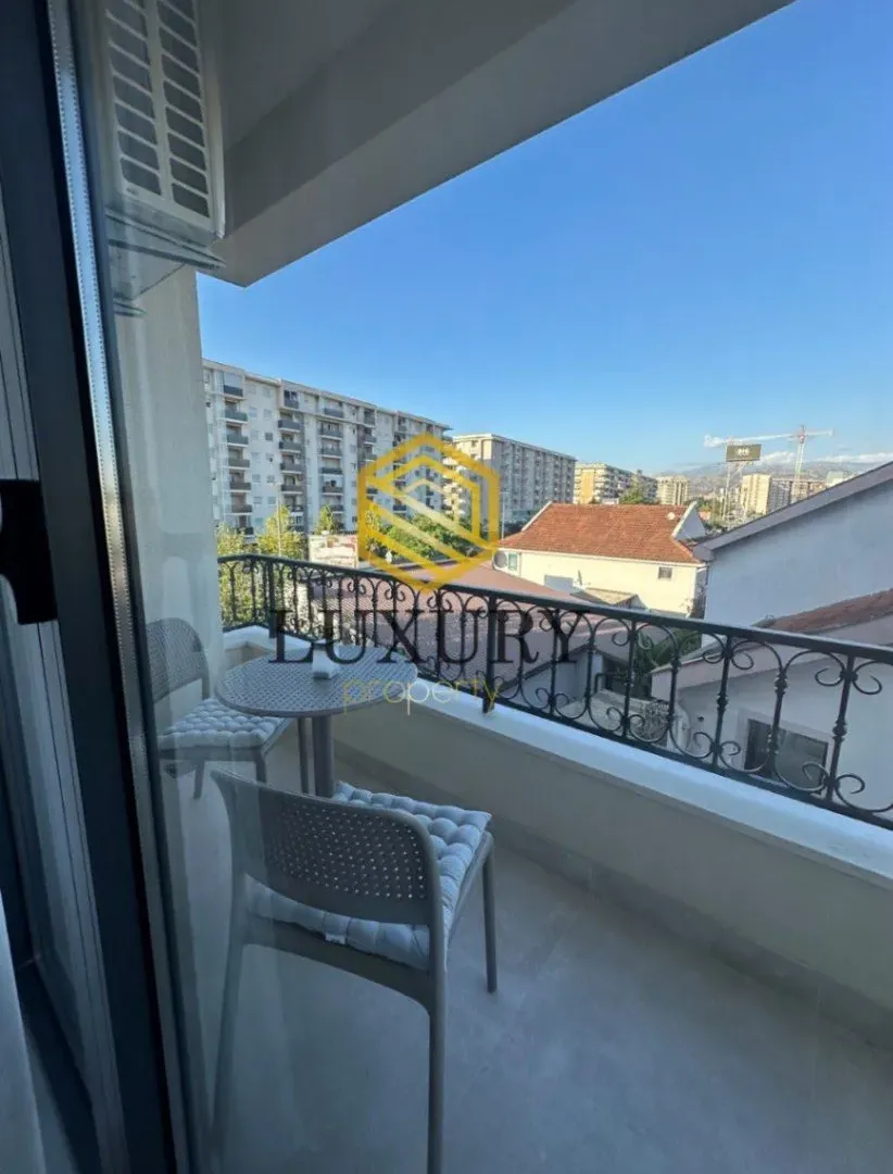 Izdavanje, jednosoban stan, 49m², City Kvart, Podgorica