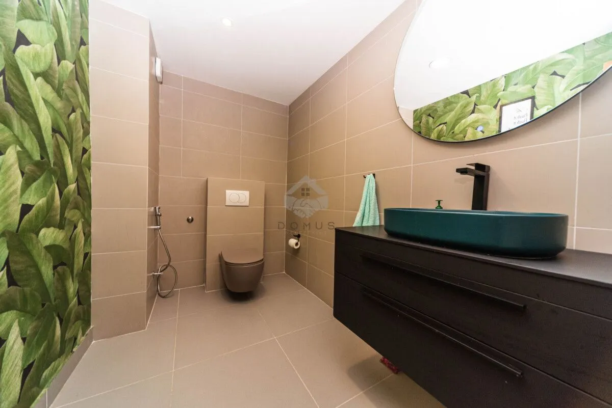 Rent, house, 280m², Gorica C, Podgorica