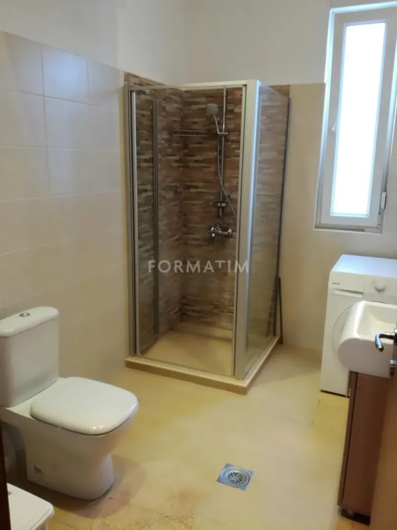 Rent, two bedroom apartment, 83m², Vračar Sve Podlokacije, Beograd