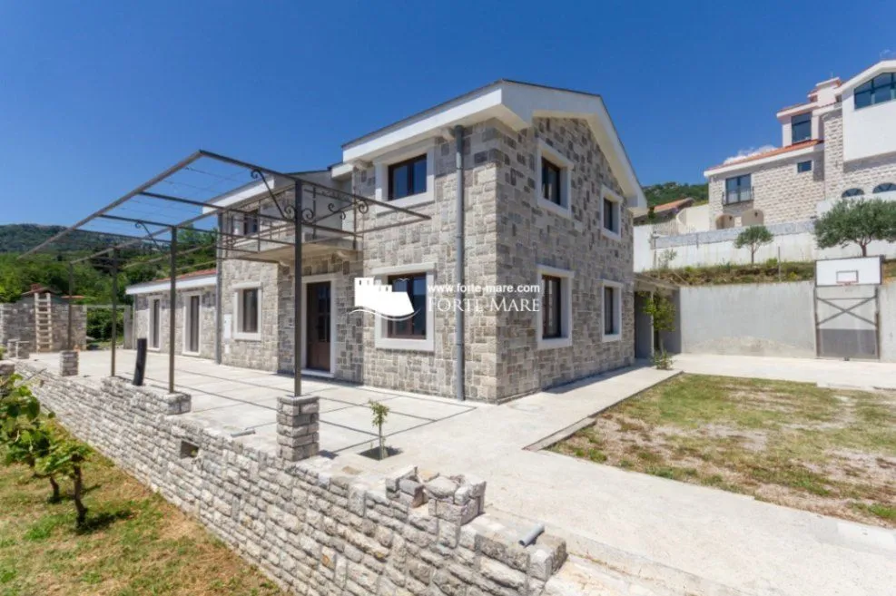 Prodaja, kuća, 320m², Topla, Herceg Novi