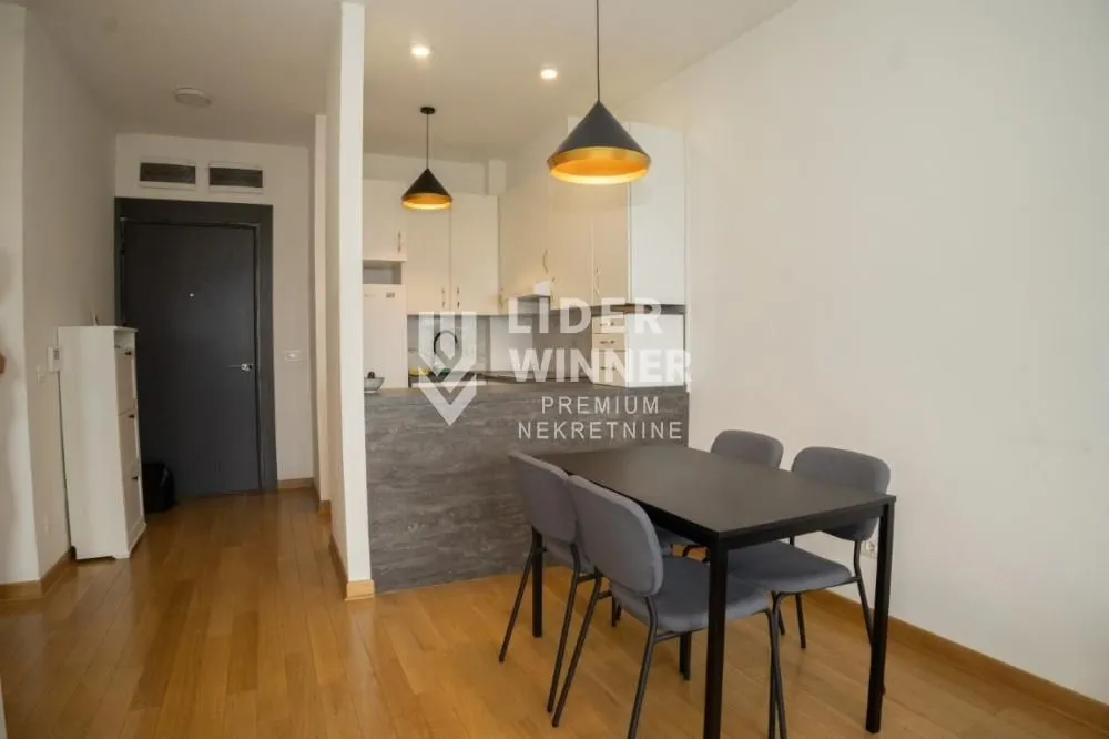 Rent, two bedroom apartment, 50m², Voždovac Sve Podlokacije, Beograd
