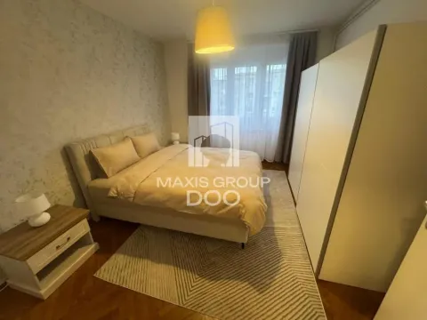 Izdavanje, trosoban stan, 64m², Stari Grad, Beograd - image 5