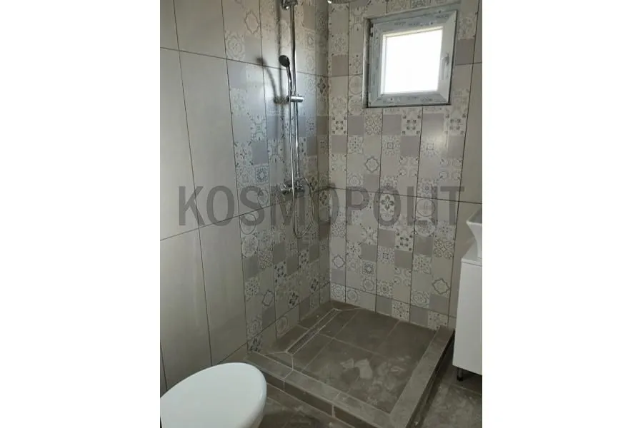 Prodaja, kuća, 290m², Novi Banovci, Stara Pazova