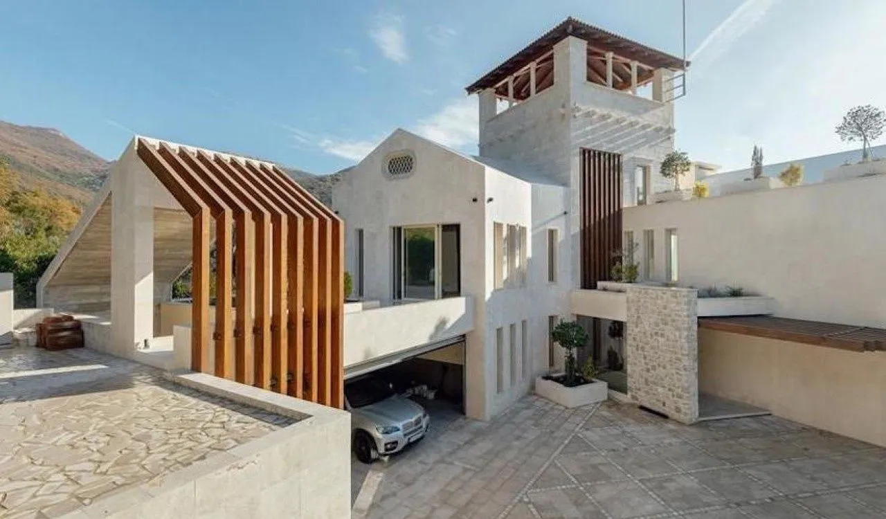 Prodaja, kuća, 1400m², Donja Lastva, Tivat