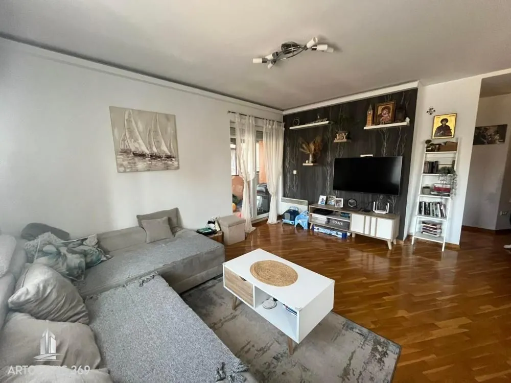 Prodaja, trosoban stan, 83m², Zvezdara Sve Podlokacije, Beograd