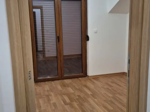 Prodaja, jednosoban stan, 40m², Stari Aerodrom, Podgorica - image 6