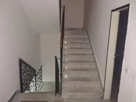 Izdavanje, poslovni prostor, 1377m², Surčin, Beograd - image 11