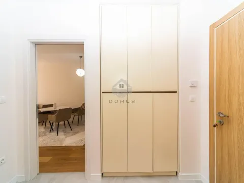 Izdavanje, jednosoban stan, 49m², Central Point, Podgorica - image 9