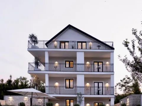 Sale, two bedroom apartment, 98m², Tivat, Crna Gora - image 12