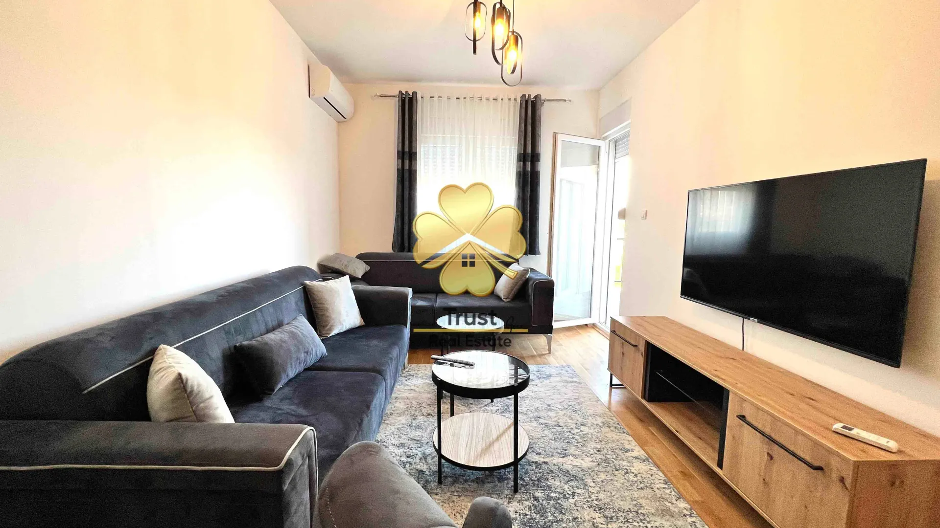 Izdavanje, jednosoban stan, 48m², Stari Aerodrom, Podgorica