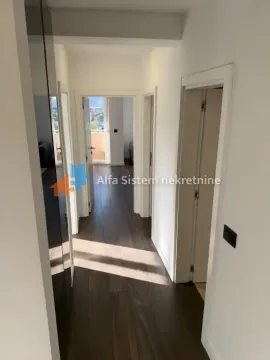 Rent, four bedroom apartment, 80m², Savski Venac, Beograd - image 10