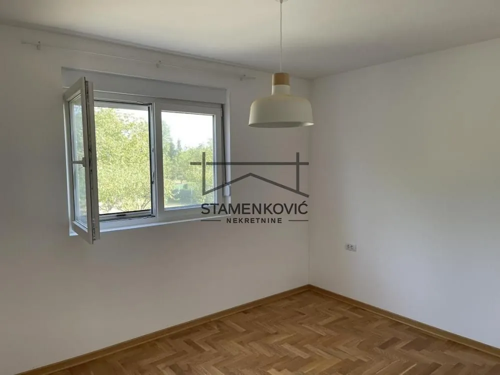 Prodaja, kuća, 150m², Čortanovci, Inđija