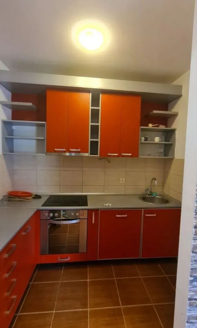 Prodaja, jednosoban stan, 48m², Tološi, Podgorica