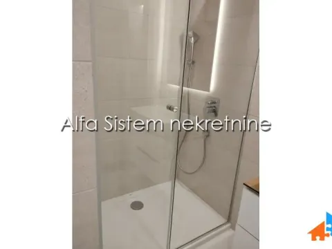 Izdavanje, trosoban stan, 76m², Autokomanda, Voždovac Sve Podlokacije - image 13