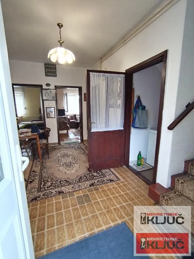 Prodaja, kuća, 148m², Futog, Novi Sad Sve Podlokacije