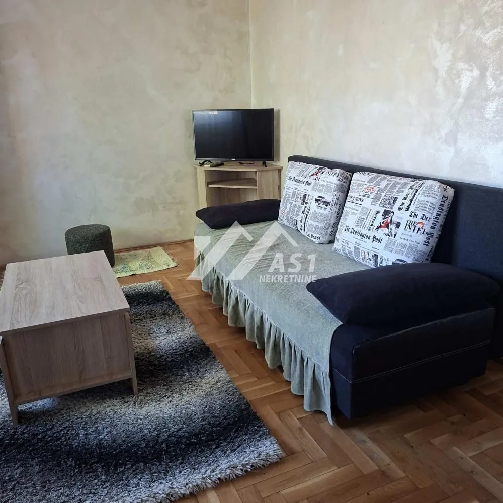 Izdavanje, stan, 25m², Sajam, Novi Sad Sve Podlokacije