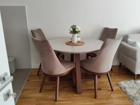 Rent, one bedroom apartment, 47m², Podgorica, Crna Gora - image 1