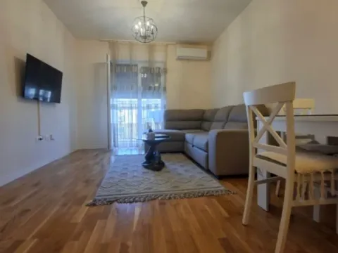 Izdavanje, stan, 40m², Pobrežje, Podgorica - image 6